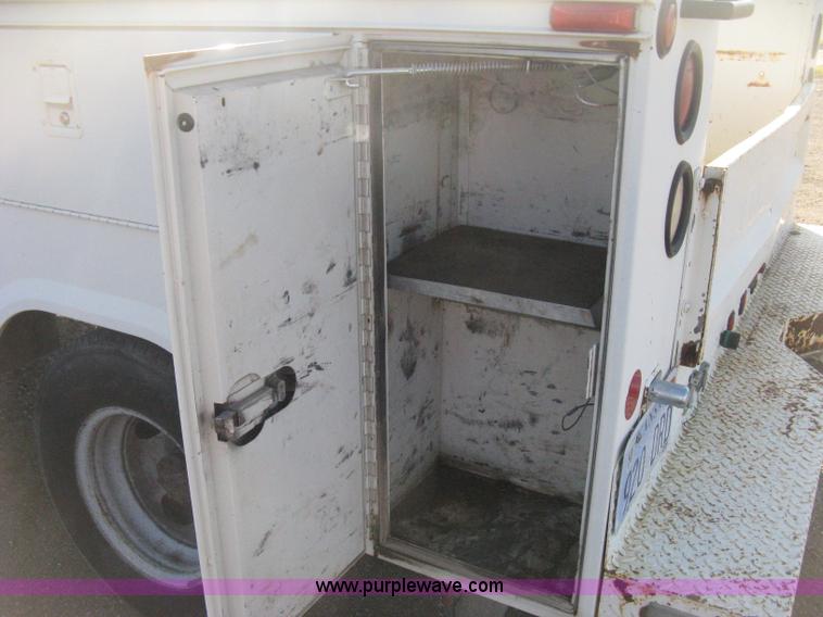 image for item H4491 1996 Ford F350 XLT utility truck