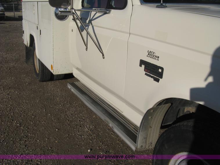 image for item H4491 1996 Ford F350 XLT utility truck