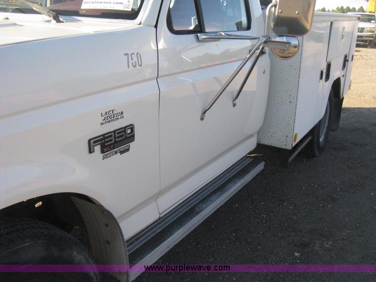 image for item H4491 1996 Ford F350 XLT utility truck