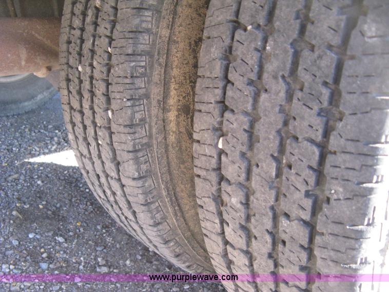 image for item H4491 1996 Ford F350 XLT utility truck