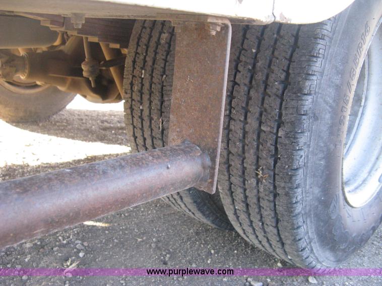 image for item H4491 1996 Ford F350 XLT utility truck