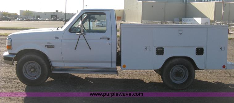 image for item H4492 1997 Ford F350 XLT utility truck