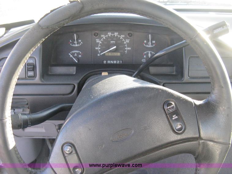 image for item H4492 1997 Ford F350 XLT utility truck