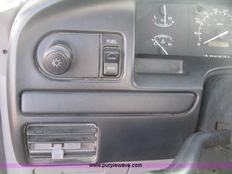 image for item H4492 1997 Ford F350 XLT utility truck