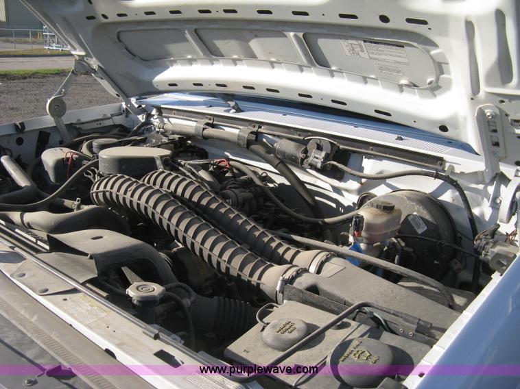 image for item H4492 1997 Ford F350 XLT utility truck