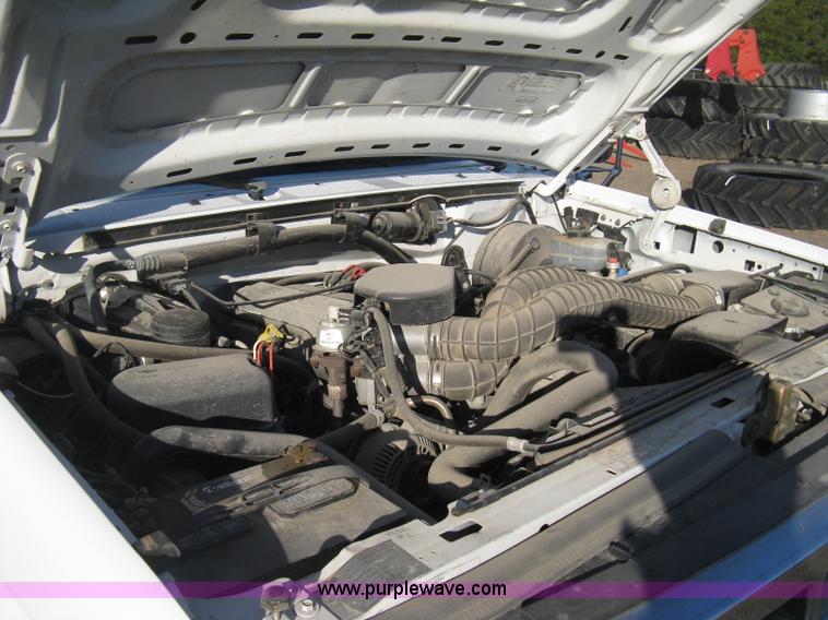 image for item H4492 1997 Ford F350 XLT utility truck