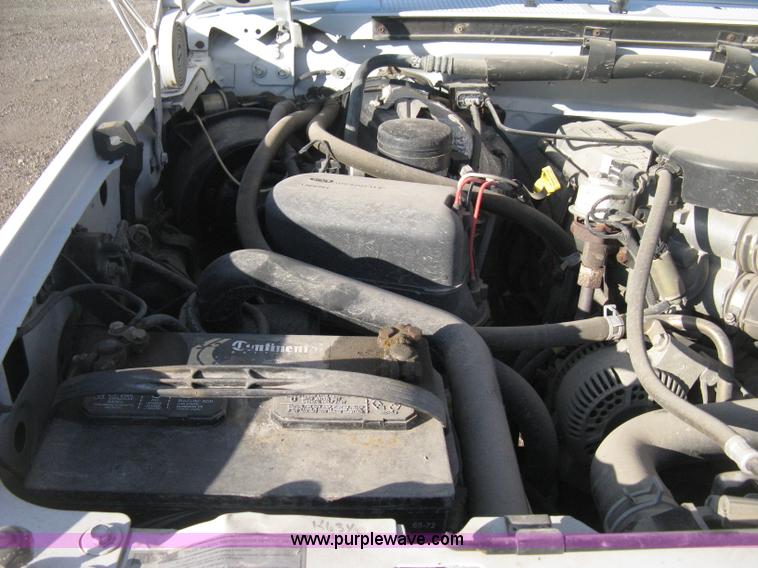 image for item H4492 1997 Ford F350 XLT utility truck