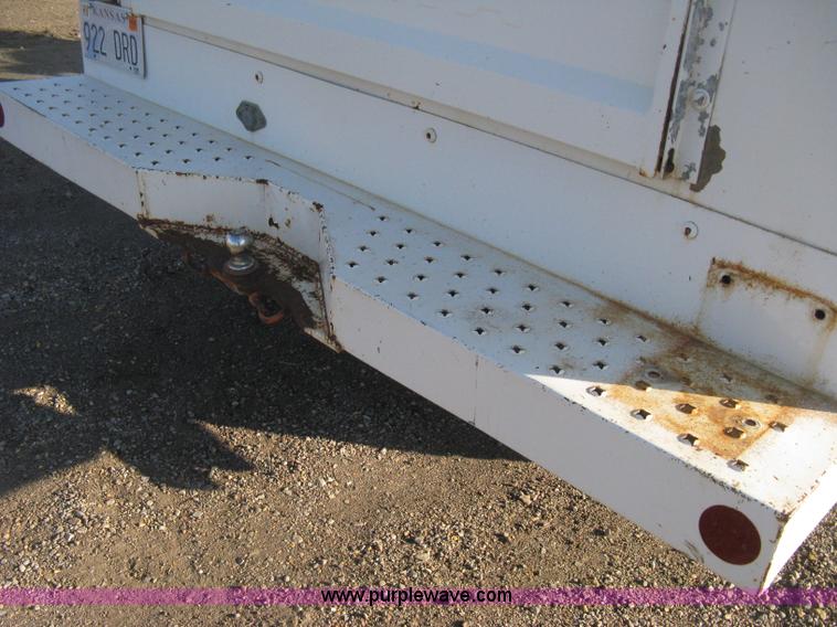 image for item H4492 1997 Ford F350 XLT utility truck