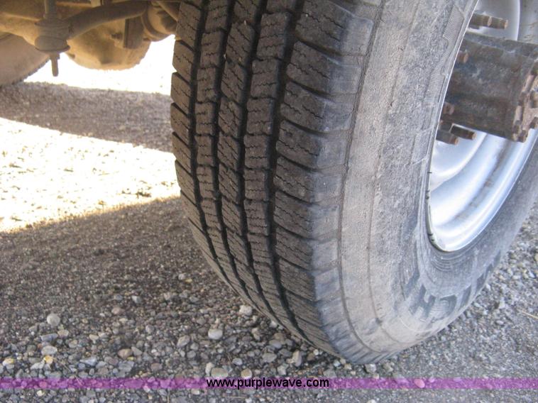 image for item H4492 1997 Ford F350 XLT utility truck