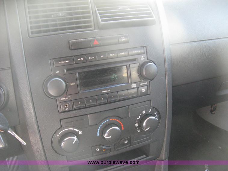 image for item H6417 2006 Dodge Charger SXT