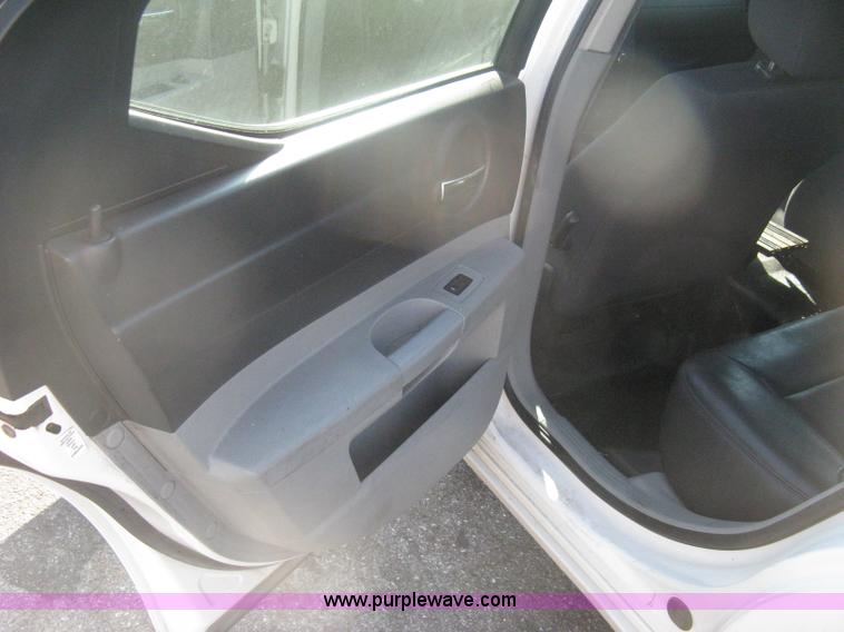 image for item H6417 2006 Dodge Charger SXT