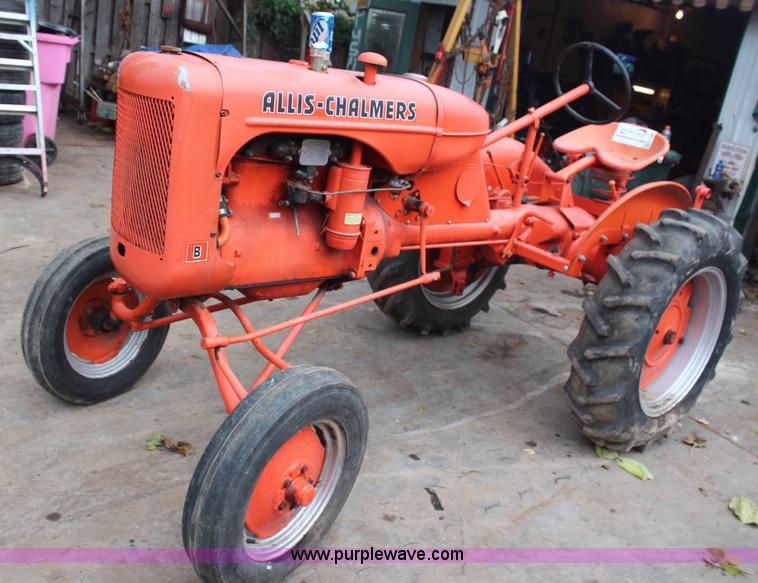 image for item H7950 1940 Allis Chalmers B tractor