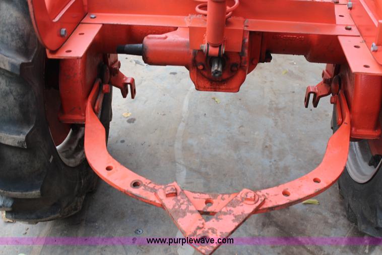 image for item H7950 1940 Allis Chalmers B tractor