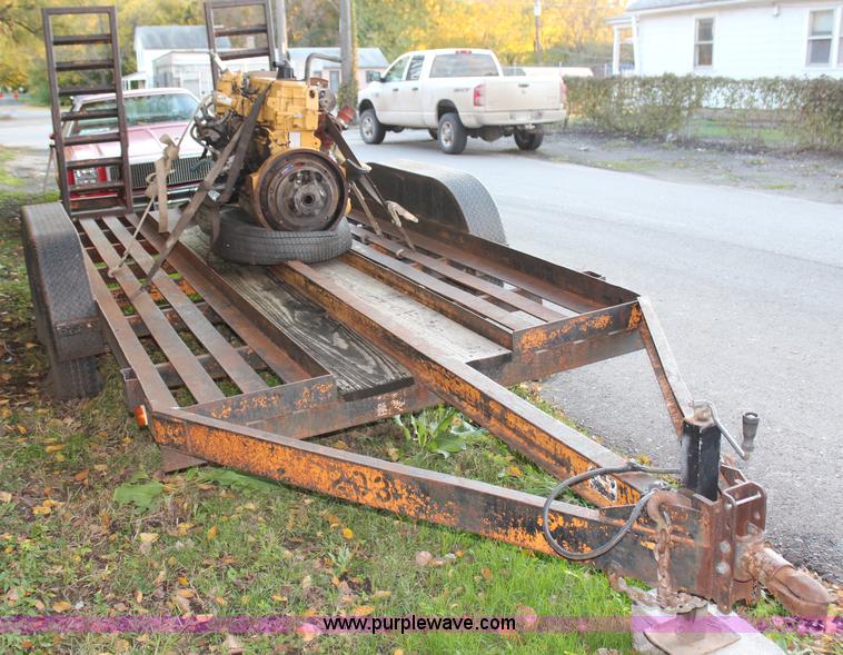 image for item H7953 1985 JFW W2D tandem axle trailer