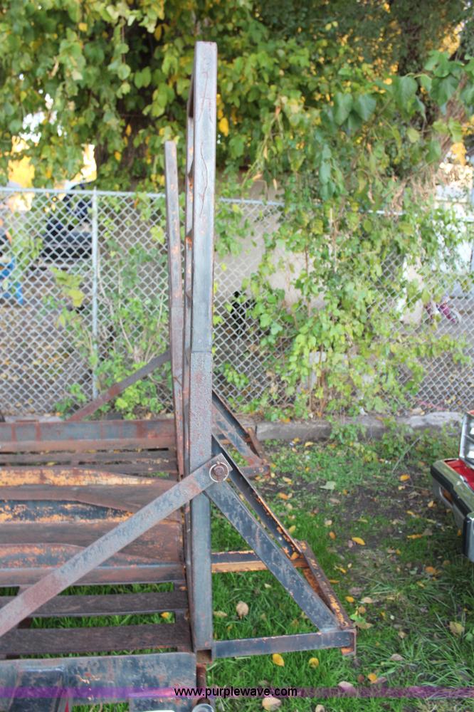 image for item H7953 1985 JFW W2D tandem axle trailer