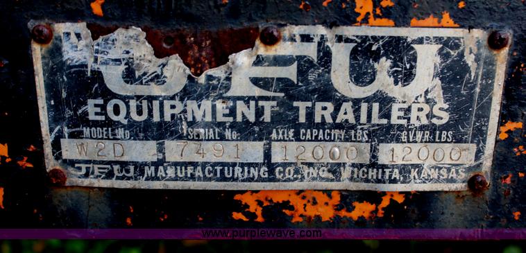 image for item H7953 1985 JFW W2D tandem axle trailer