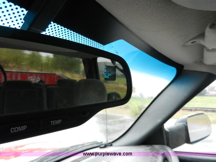 image for item H9574 2003 Chevrolet Silverado 3500 LT Crew Cab pickup truck