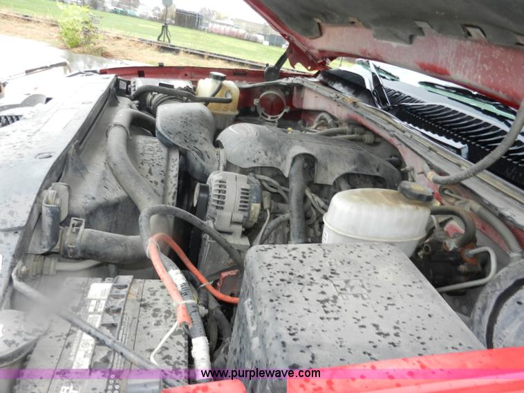 image for item H9574 2003 Chevrolet Silverado 3500 LT Crew Cab pickup truck