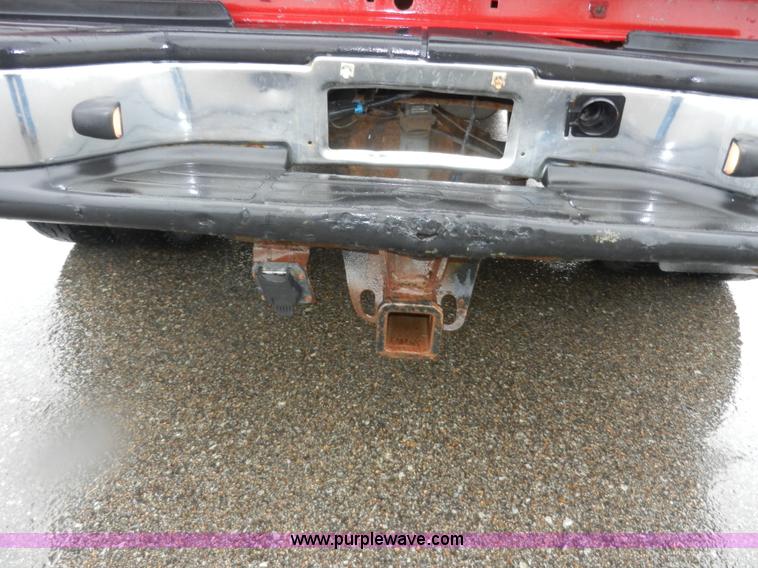 image for item H9574 2003 Chevrolet Silverado 3500 LT Crew Cab pickup truck