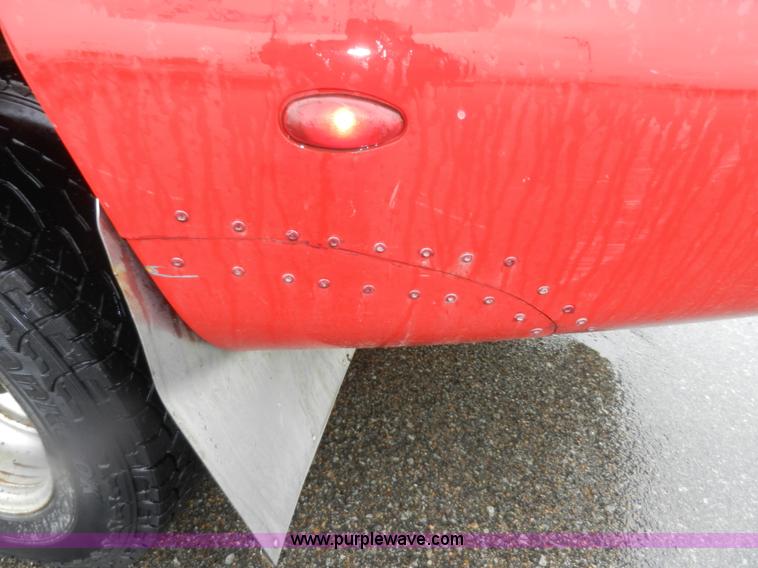 image for item H9574 2003 Chevrolet Silverado 3500 LT Crew Cab pickup truck