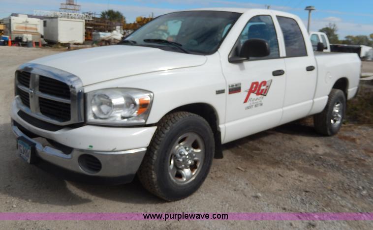 image for item H9581 2007 Dodge Ram 2500 SLT Quad Cab pickup truck