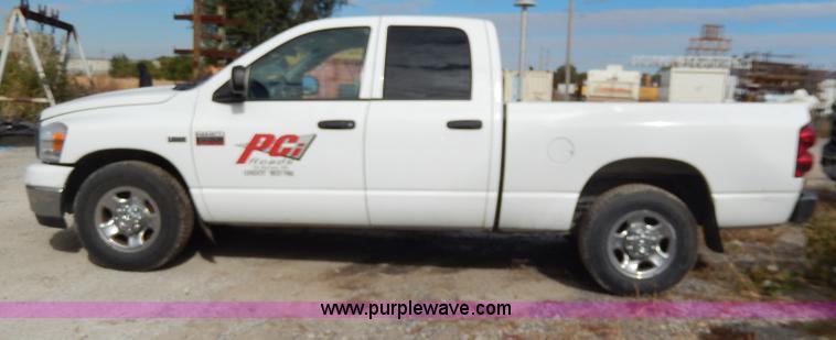 image for item H9581 2007 Dodge Ram 2500 SLT Quad Cab pickup truck