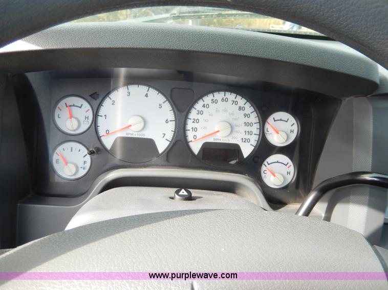 image for item H9581 2007 Dodge Ram 2500 SLT Quad Cab pickup truck