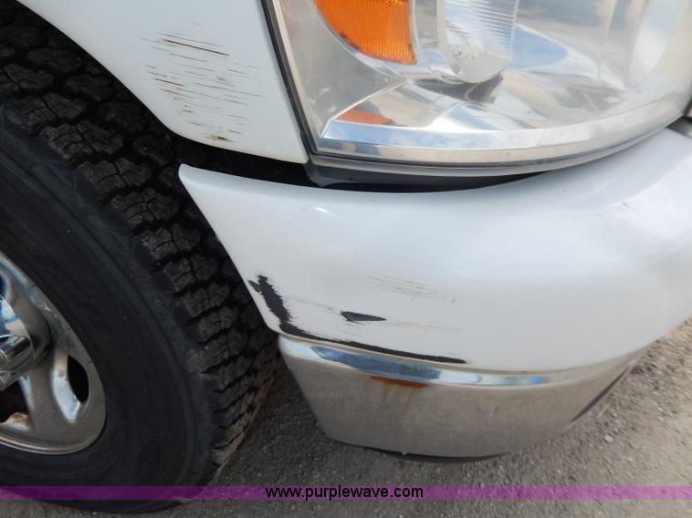 image for item H9581 2007 Dodge Ram 2500 SLT Quad Cab pickup truck