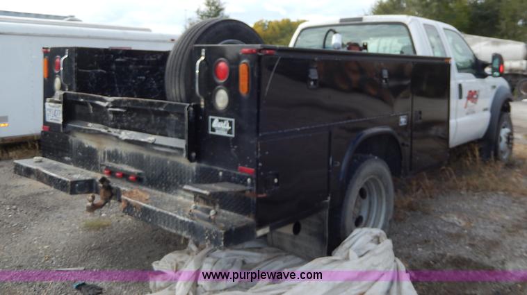 image for item H9582 2006 Ford F450 Super Duty XL SuperCab utility truck