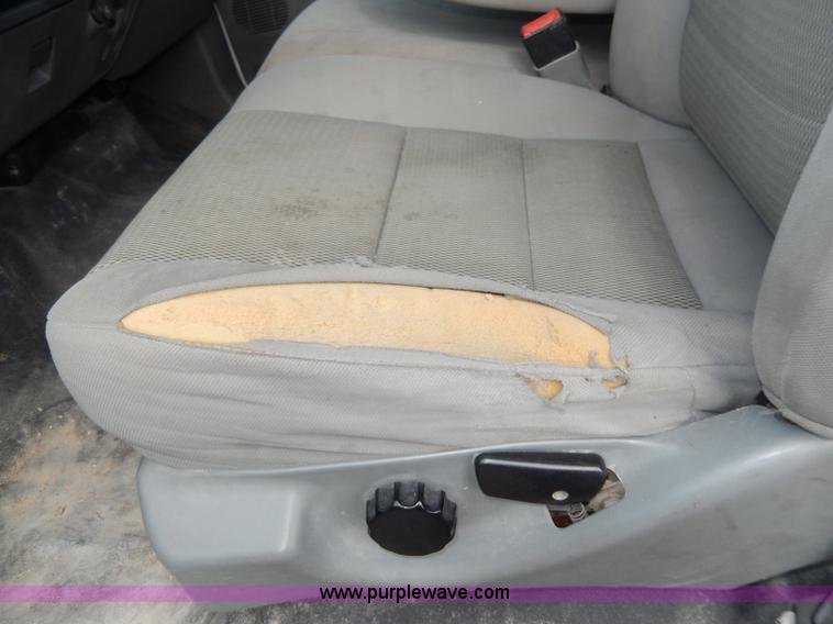 image for item H9582 2006 Ford F450 Super Duty XL SuperCab utility truck