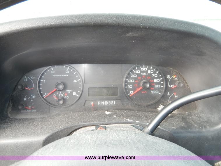 image for item H9582 2006 Ford F450 Super Duty XL SuperCab utility truck