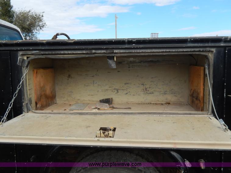 image for item H9582 2006 Ford F450 Super Duty XL SuperCab utility truck