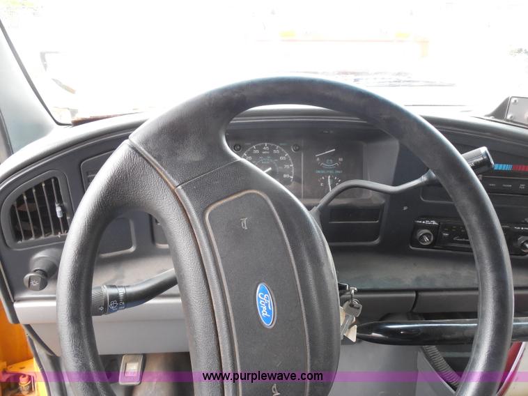 image for item I1262 1993 Ford Econoline E350 school bus