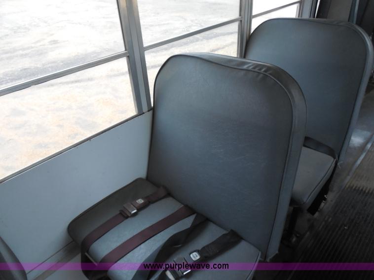 image for item I1262 1993 Ford Econoline E350 school bus