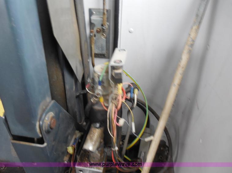 image for item I1262 1993 Ford Econoline E350 school bus