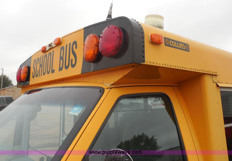 image for item I1262 1993 Ford Econoline E350 school bus