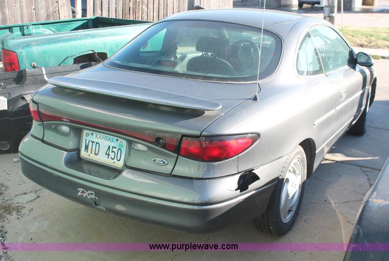 image for item I4699 2002 Ford Escort ZX2
