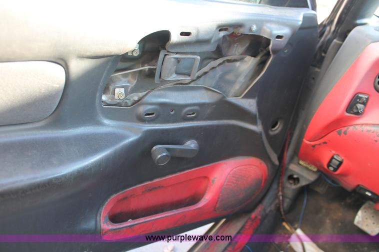 image for item I4699 2002 Ford Escort ZX2