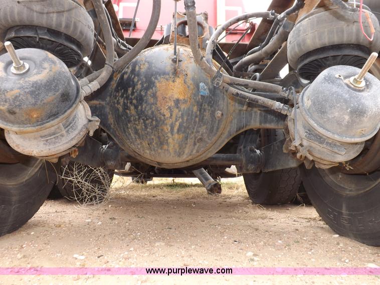 image for item I8328 2004 Kenworth T2000 semi truck