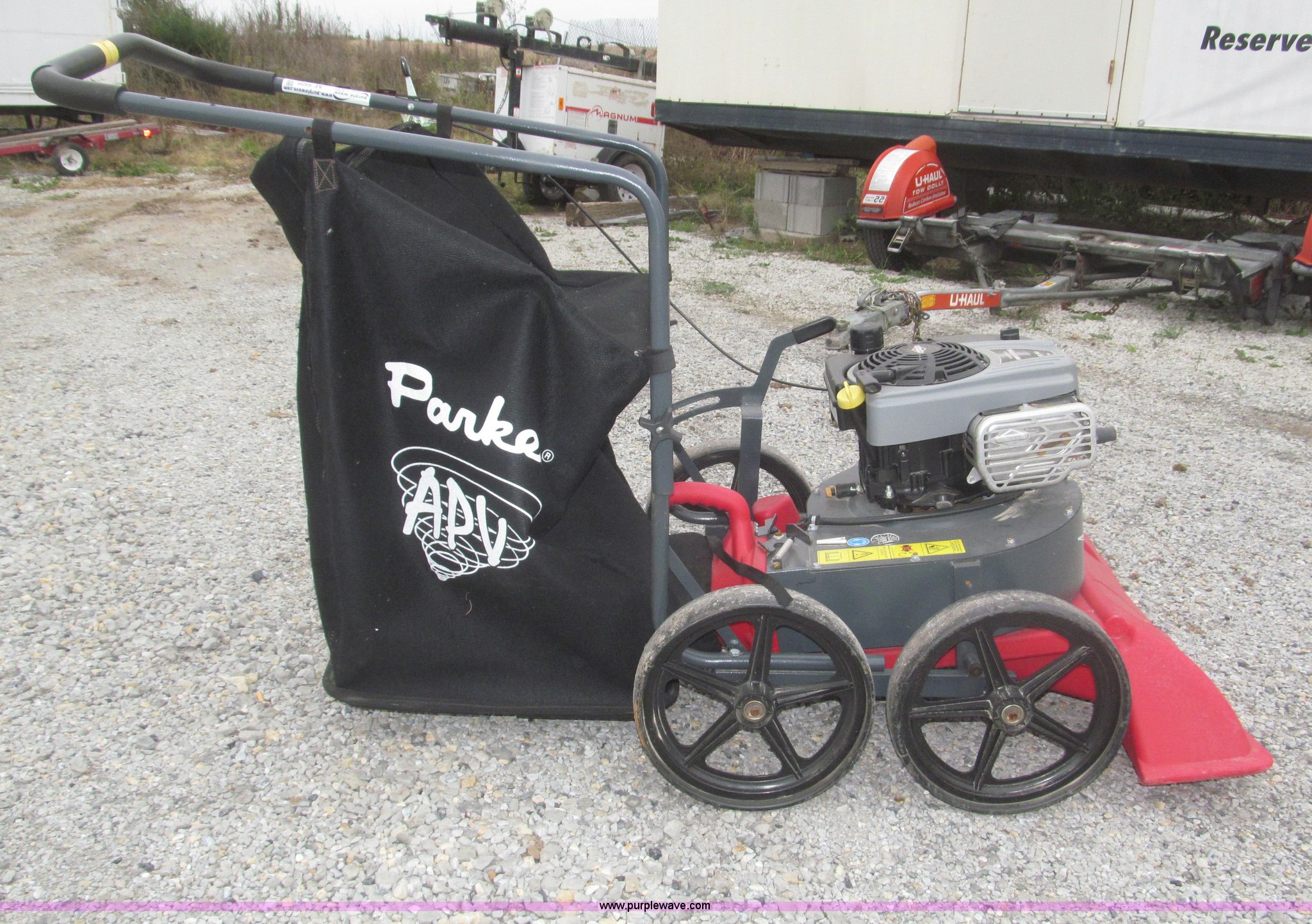 parker apv lawn vacuum