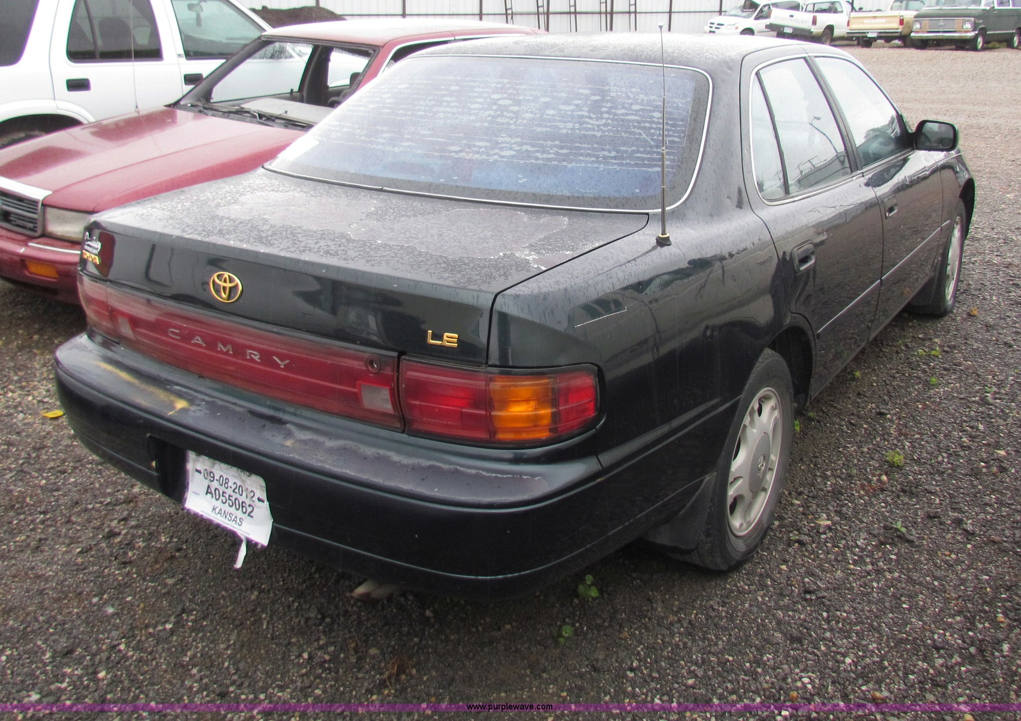 1994 Toyota Camry LE in Emporia, KS Item G4357 sold Purple Wave