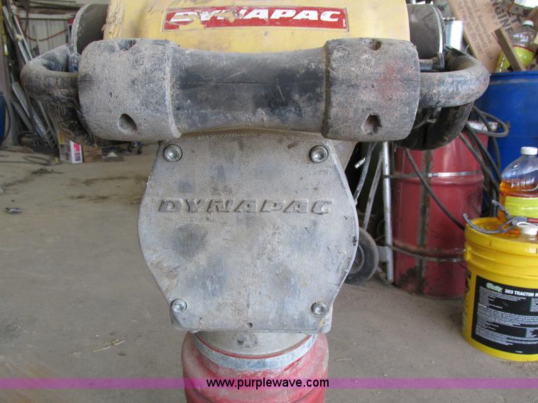 image for item AY9734 Dynapac LT6000 plate compactor