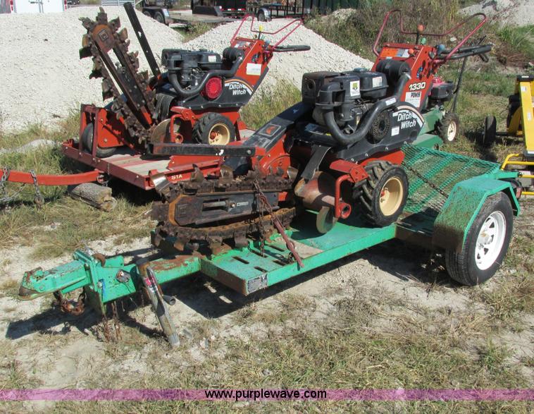 image for item AY9737 2007 Ditch Witch 1330 trencher