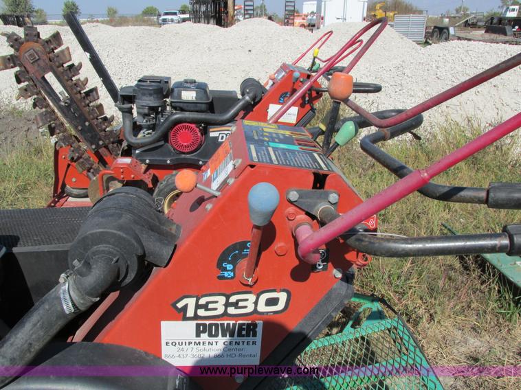 image for item AY9737 2007 Ditch Witch 1330 trencher