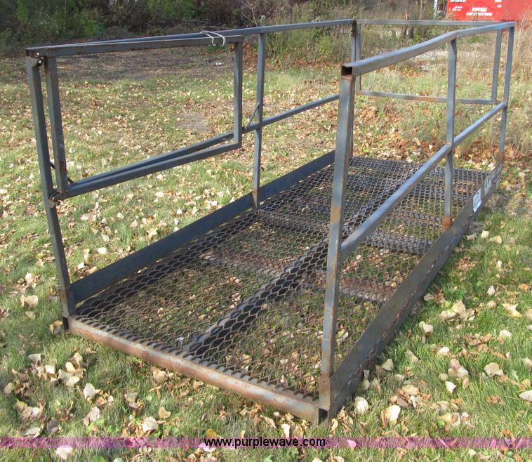 image for item E4619 Arrow 90WP48-116 personnel basket