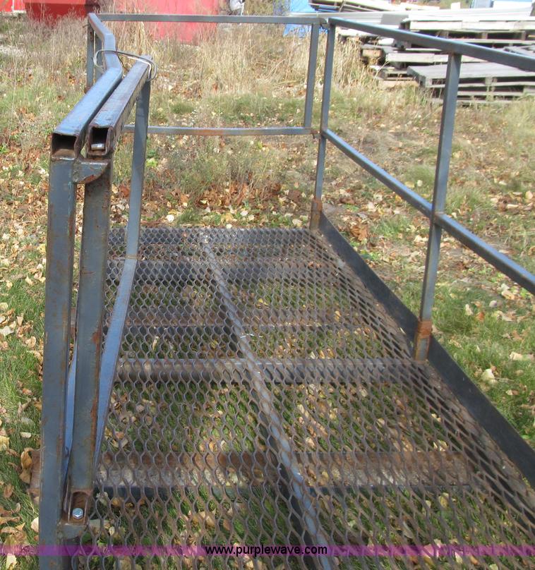 image for item E4619 Arrow 90WP48-116 personnel basket