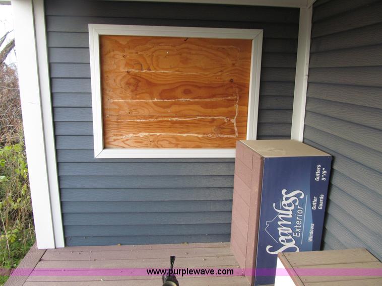 image for item E4620 2004 Shop built portable display trailer