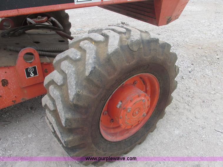 image for item E7338 2001 Snorkel TB60 boom lift