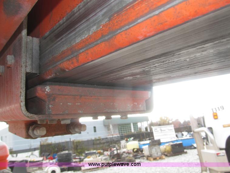 image for item E7338 2001 Snorkel TB60 boom lift