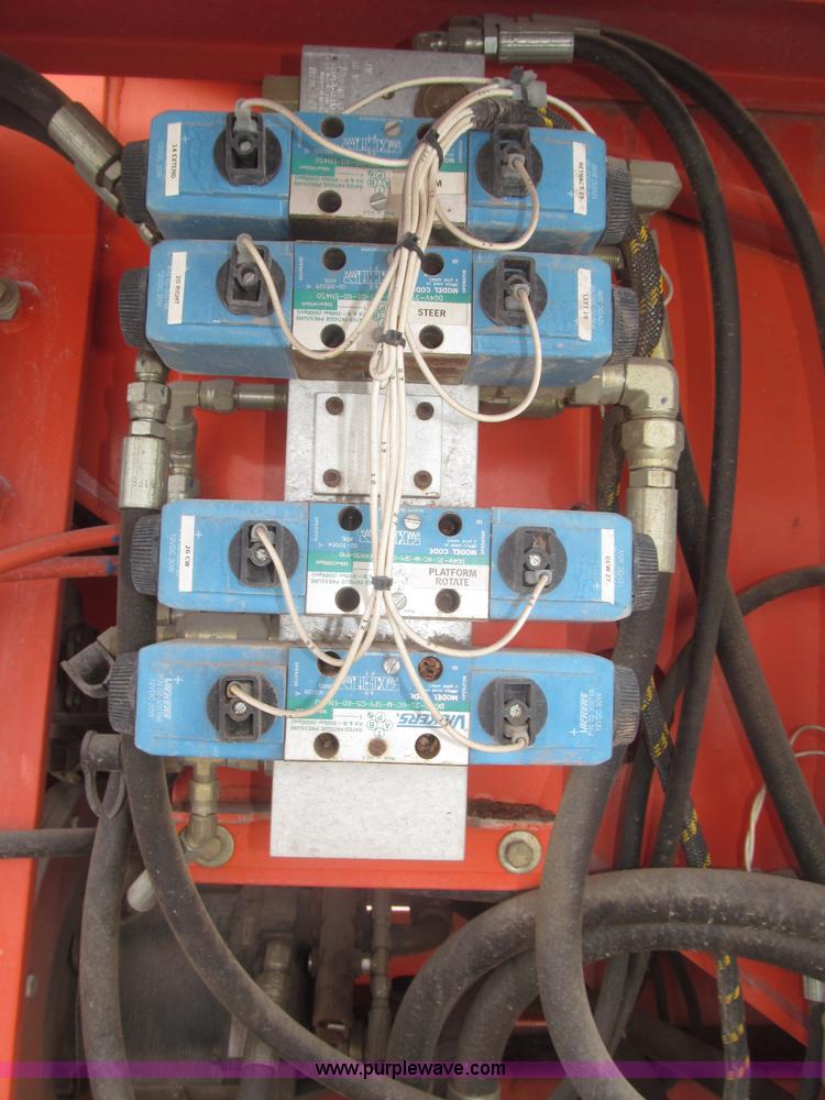 image for item E7338 2001 Snorkel TB60 boom lift